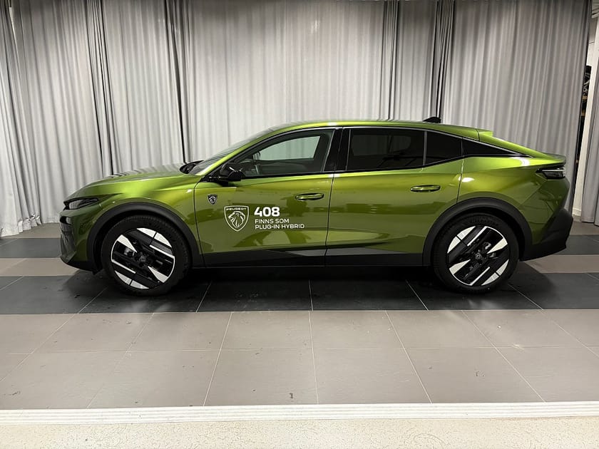 Bild 2 av Peugeot 408 Hybrid 145