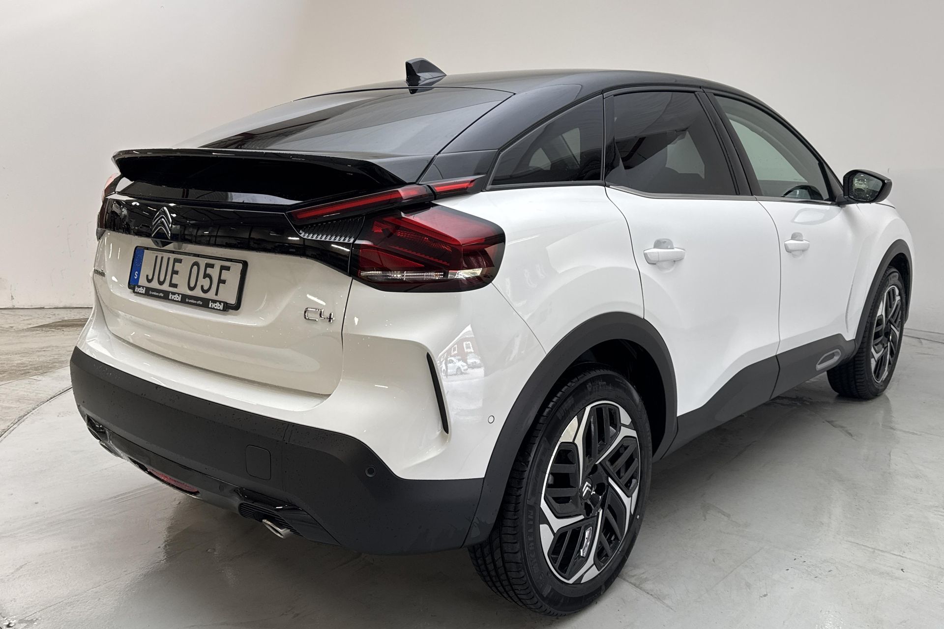Citroen C4 1.2 PureTech 2023, photo 3/10