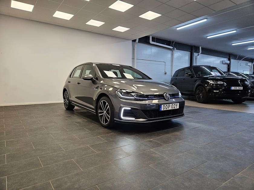 Bild 5 av Volkswagen Golf GTE 1.4 TSI 204hk PHEV Laddhybrid Cockpit Drag PDC