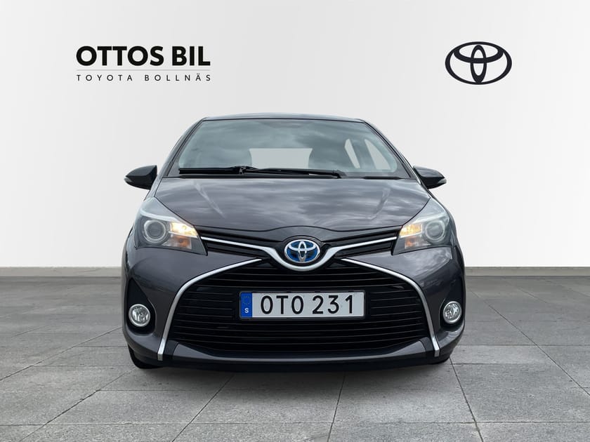 Bild 5 av Toyota Yaris Hybrid 1,5 HSD 5-D HSD /S-V-Hjul,Bakckamera
