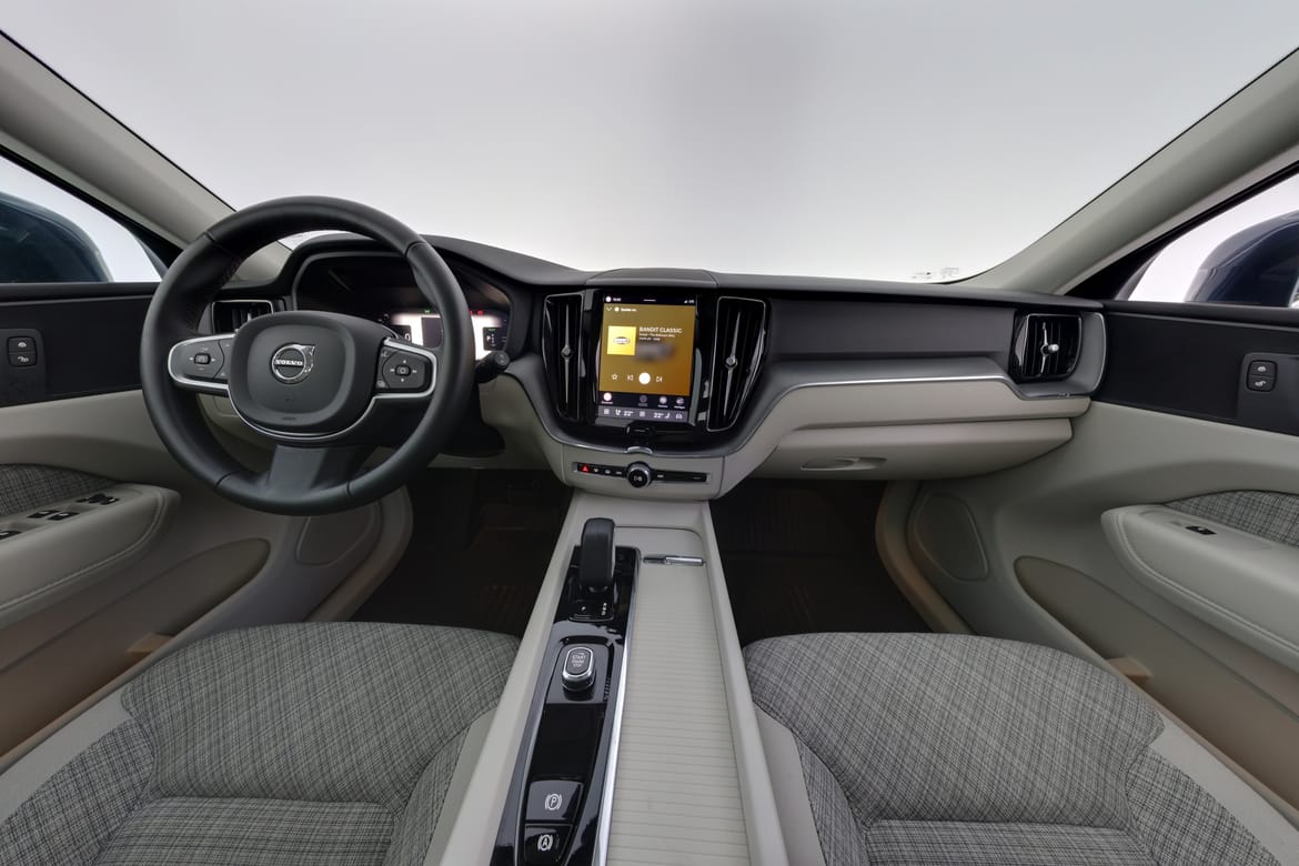 Volvo XC60 2024 - miniatyr 7