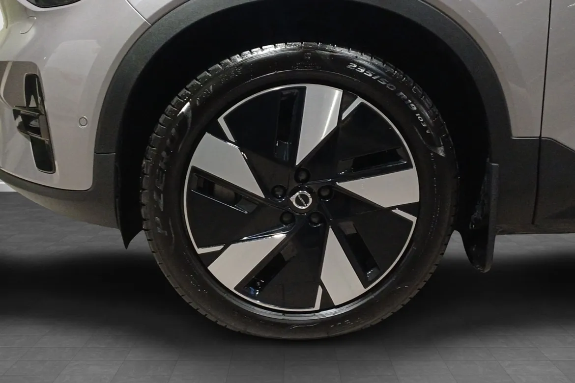 Volvo EX40 Single Motor Extended Range