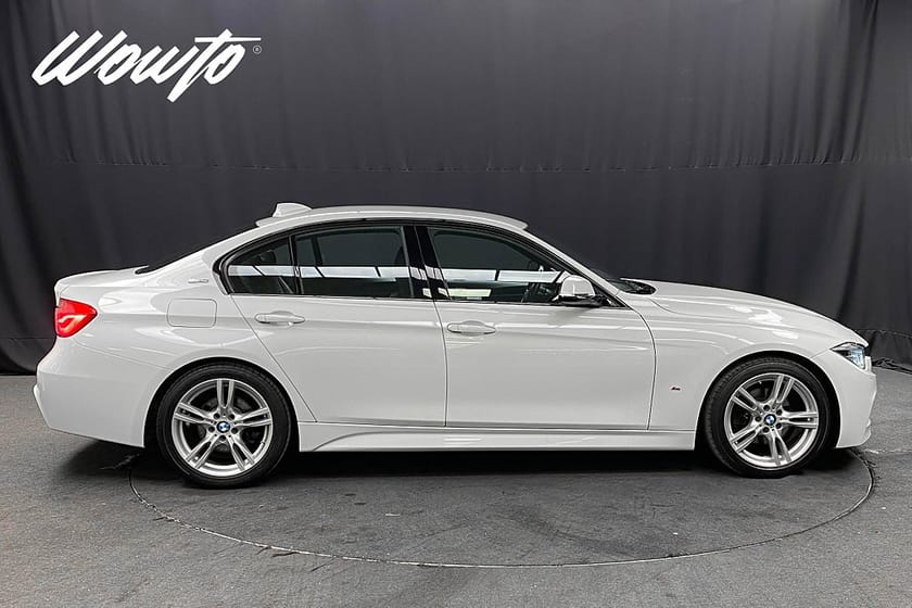 Bild 3 av BMW 330e Sedan 330 252HK M-Sport /Navi /4481 mil