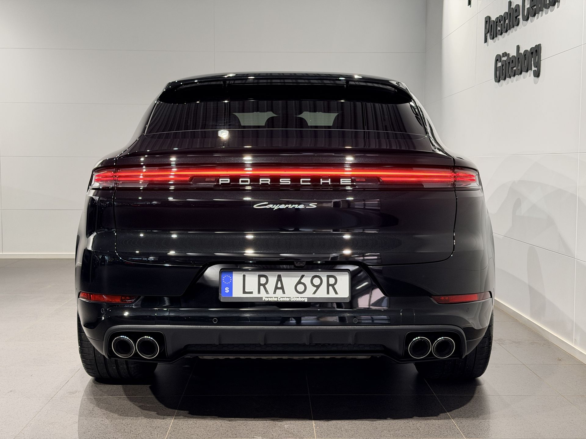 Porsche Cayenne S E-Hybrid Coupé 2025, bild 7/10