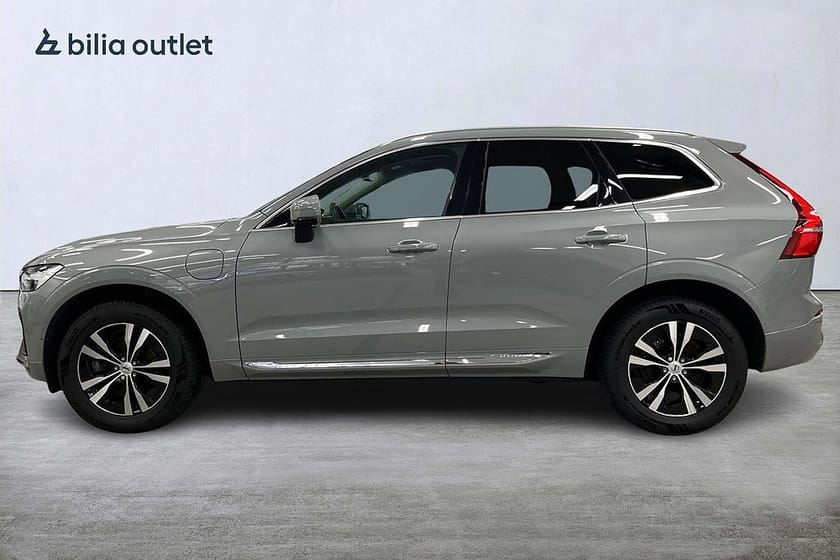 Bild 3 av Volvo XC60 Recharge T6 AWD Core Edition 350hk / Pano Navi CarPlay