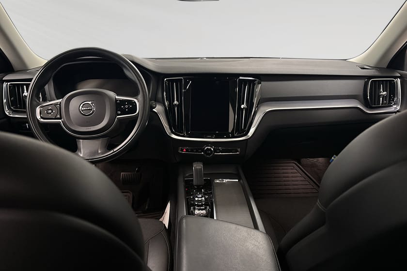 Bild 5 av Volvo V60 B4 Diesel Momentum Advanced Edition