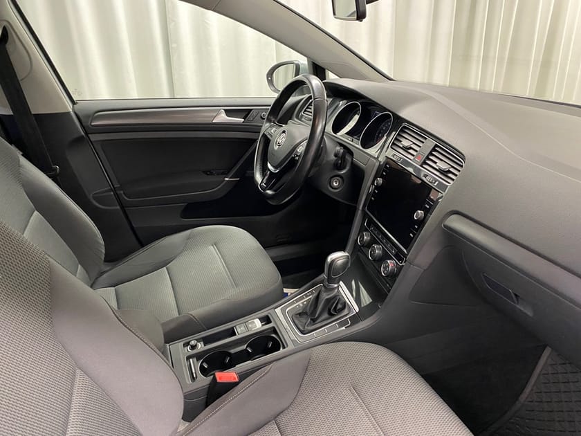 Bild 4 av Volkswagen Golf 1.0 TSI 110 DSG7