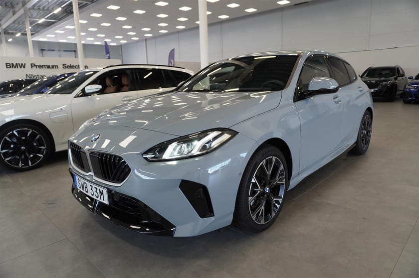 Bild 3 av BMW 120 M-Sport Navi Automat Backkamera Rattvärme Tonade Rutor 18