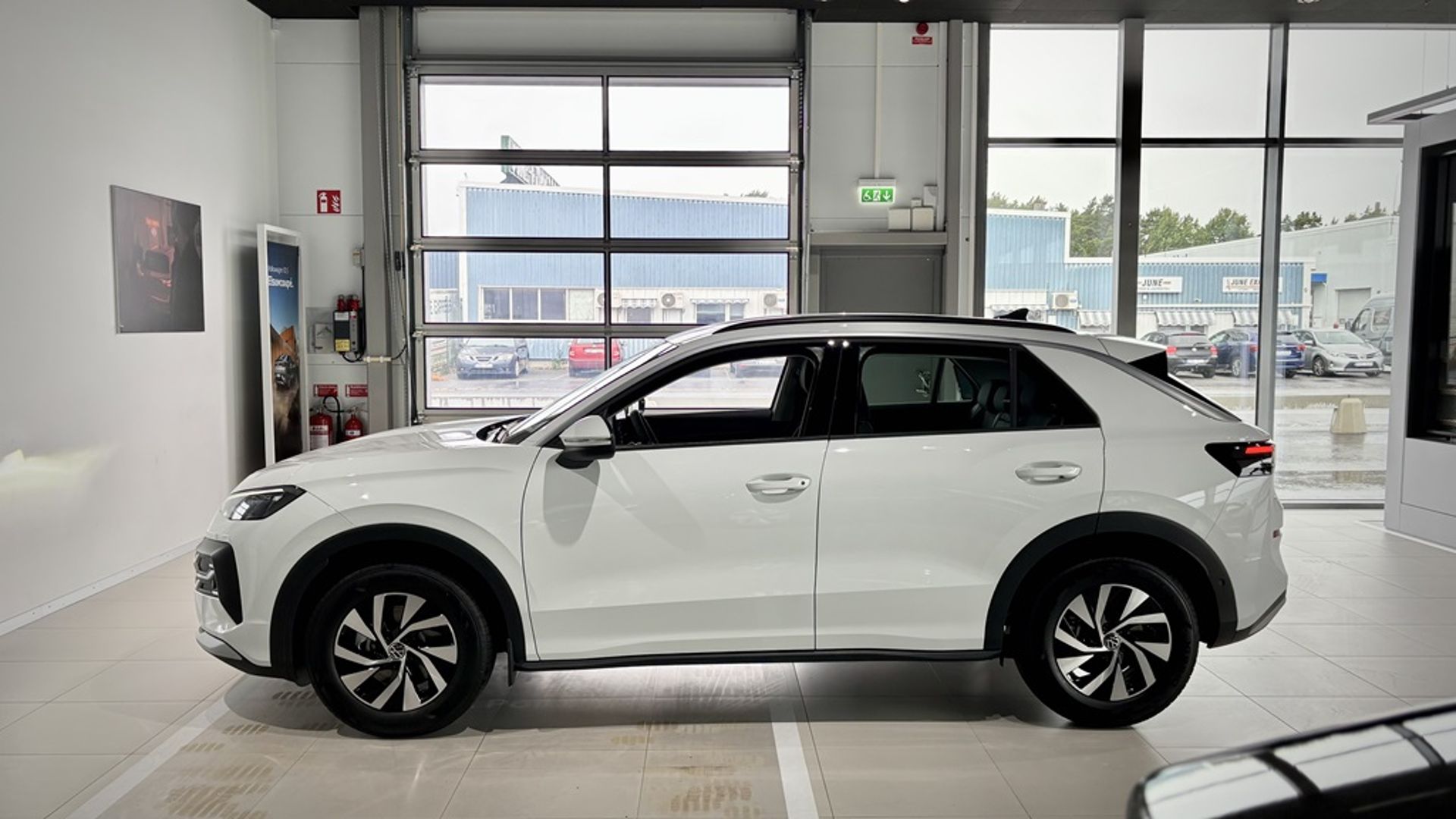 Volkswagen T-Roc 1.5 ETSI 150 HK DSG7 2026, photo 6/19