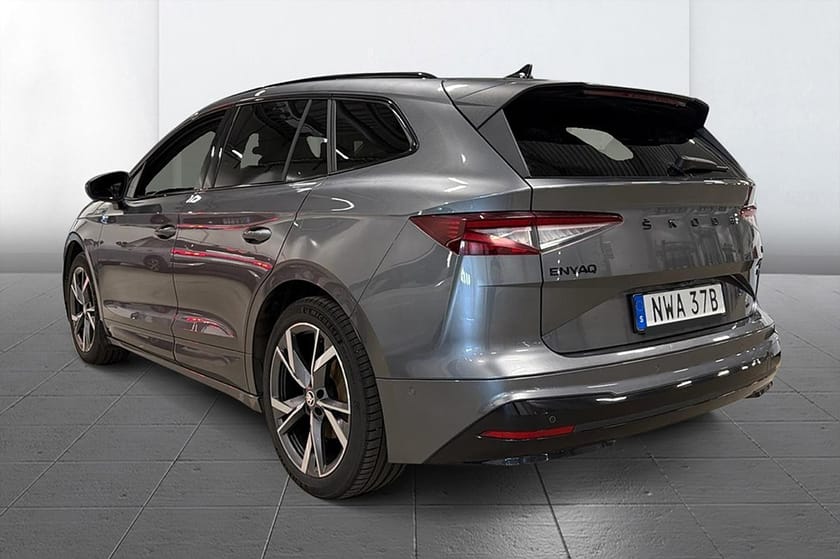 Bild 5 av Škoda Enyaq iV 80x Sportline Light&View+ Drag HUD Navi 360° Stolminne CANTON