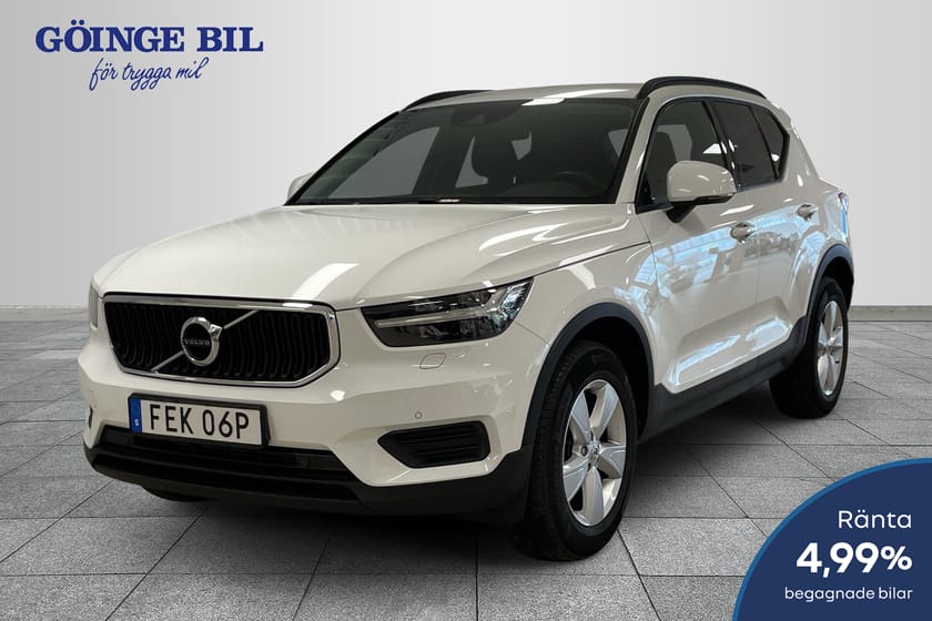 Bild 1 av Volvo XC40 T2 FWD Momentum Core/ infällbart Drag/ Backkamera/ Adaptiv farthållare