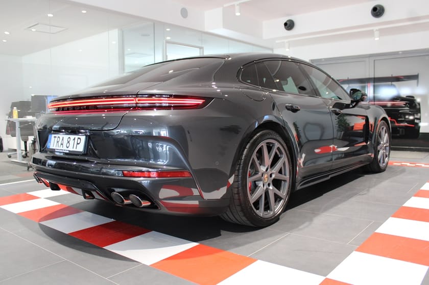 Bild 2 av Porsche Panamera 4S E-Hybrid SUBMODEL
