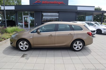 Opel Astra Sports Tourer 1.7 CDTI DPF ecoFLEX Kombi 130hk Sport