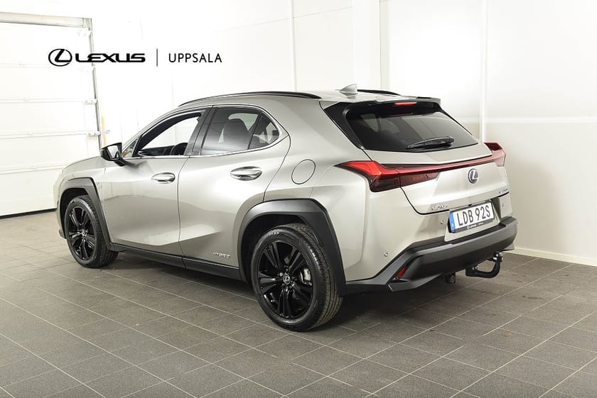 Bild 3 av Lexus UX 250h E-Four AWD Comfort Sport Edition /Drag