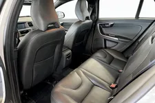 Volvo V60 Cross Country D4