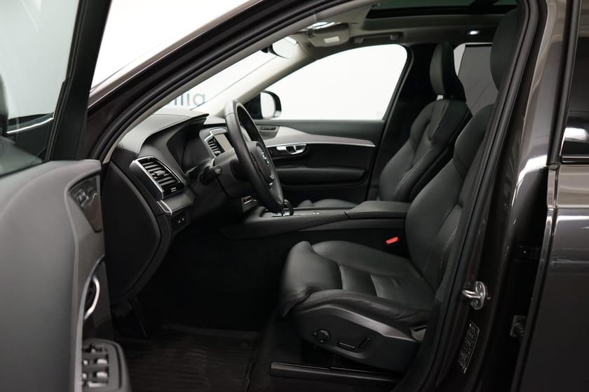 Bild 4 av Volvo XC90 7-seater Recharge T8 Ultimate Dark, Taklucka, Dragkrok, Navigation