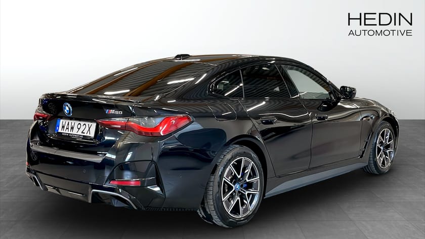 Bild 2 av BMW i4 M50 xDrive Gran Coupé Laserlight Head Up Adaptiv farthållare Rattvärme Drag
