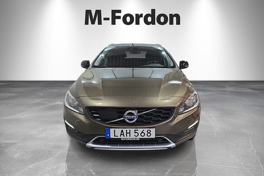 Bild 2 av Volvo V60 Cross Country D3 Business 150hk / Drag / VoC / Navi