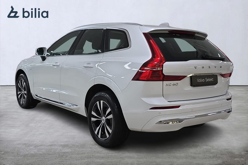 Bild 2 av Volvo XC60 Recharge T6 Core Edition / Google / Kamera / Sensorer / VOC