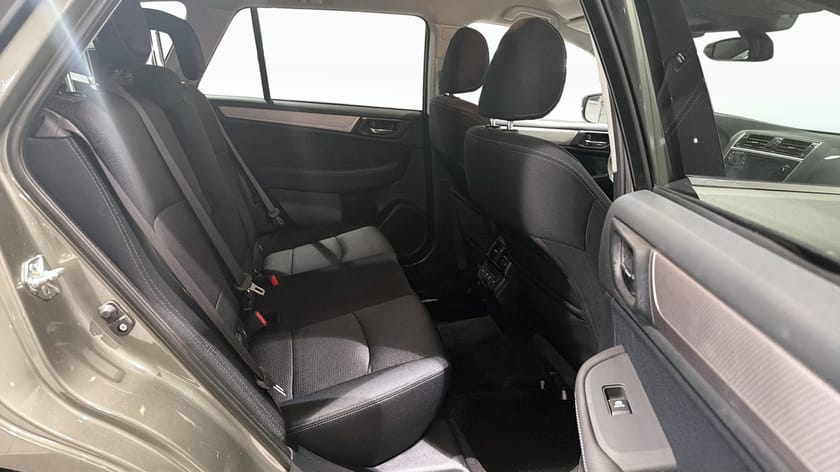 Bild 5 av Subaru Outback 2.5I ACTIVE 4WD 175HK, DRAG