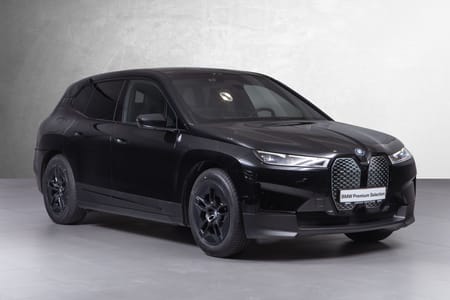BMW iX xDrive40 Charged Plus Krok ACC Laser Comf. Access