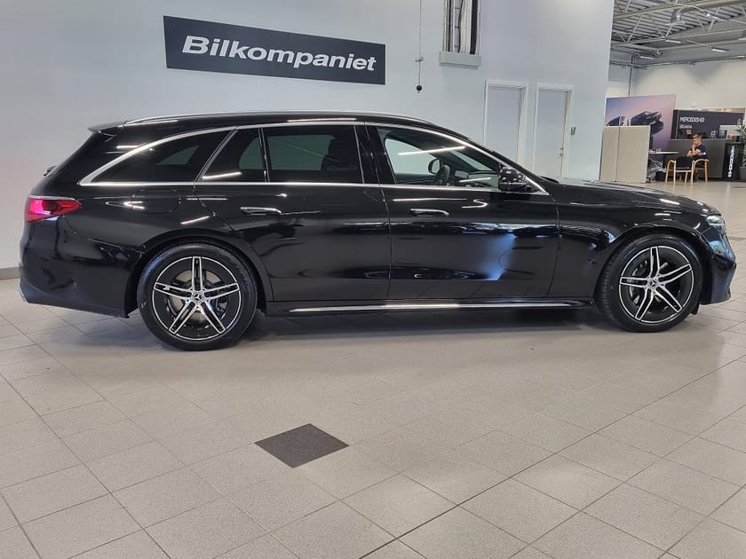 Bild 3 av Mercedes-Benz E 300 de 4MATIC T 9G-Tronic AMG Line Advanced Euro 6