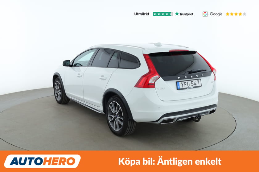 Bild 3 av Volvo V60 Cross Country D3 Summum / VOC, BLIS, Dragkrok