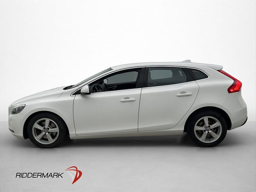 Bild 5 av Volvo V40 D2 Momentum D-Värmare P-Sensorer Halvskinn BT