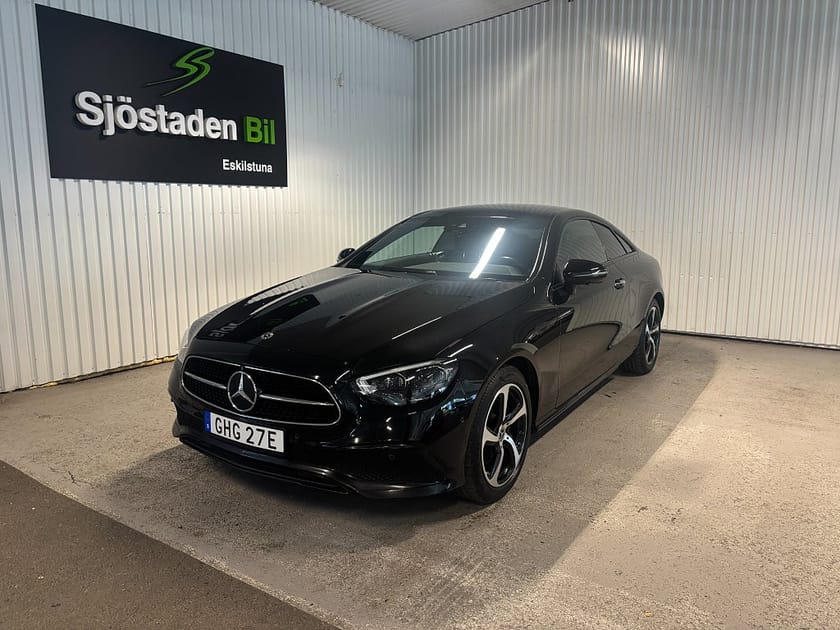Bild 1 av Mercedes-Benz E 200 4MATIC Coupé 9G-Tronic Avantgarde Drag/360kam/Navi