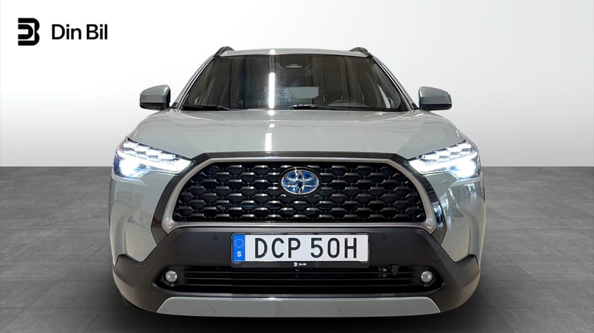 Bild 4 av Toyota Corolla Cross Hybrid AWD-i e-CVT 197hk Executive M-Värmare