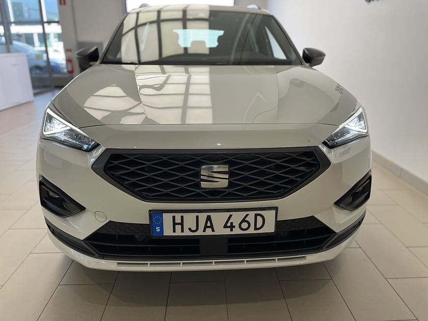 Bild 2 av SEAT Tarraco PHEV 1,4 e-hybrid FR 245HK DSG Drag Nav Elbaklucka