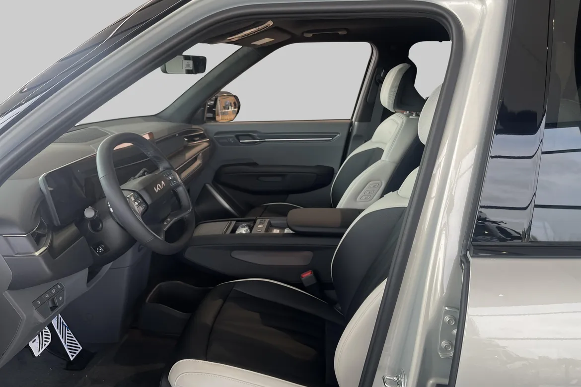 picture of a car
