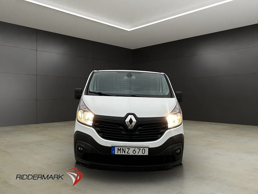 Bild 5 av Renault Trafic Kombi Lång 1.6dCi Värm PDC Farthållare 9-Sits