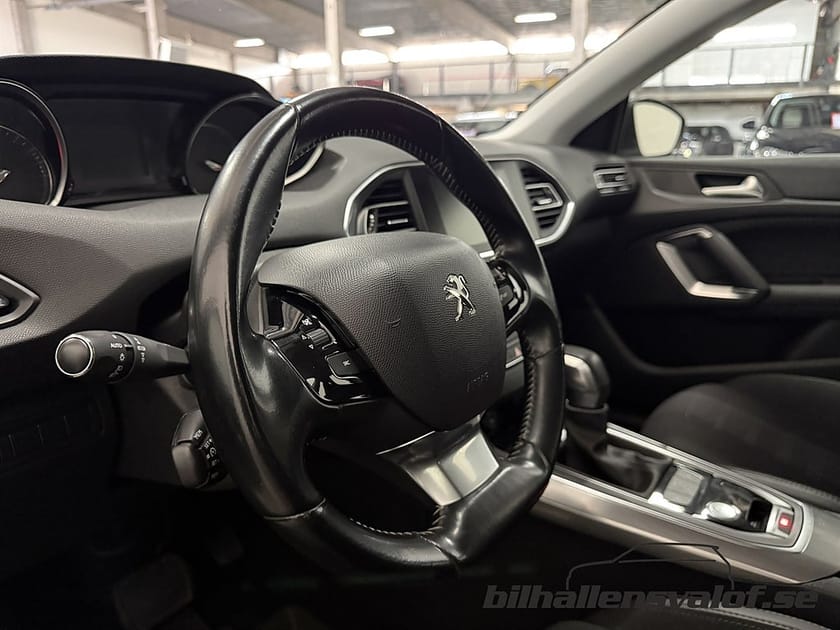 Bild 3 av Peugeot 308 SW 1.2 PureTech 130 EAT Allure