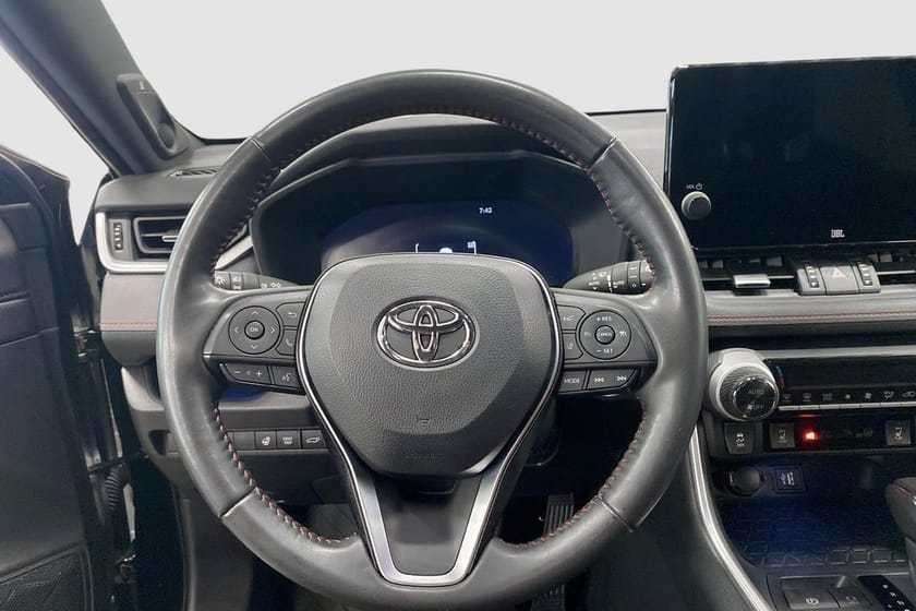 Bild 3 av Toyota RAV4 Plug-in Hybrid 2,5 LADDHYBRID AWD-I X EDITION JBL | Dragkrok | Vinterhjul