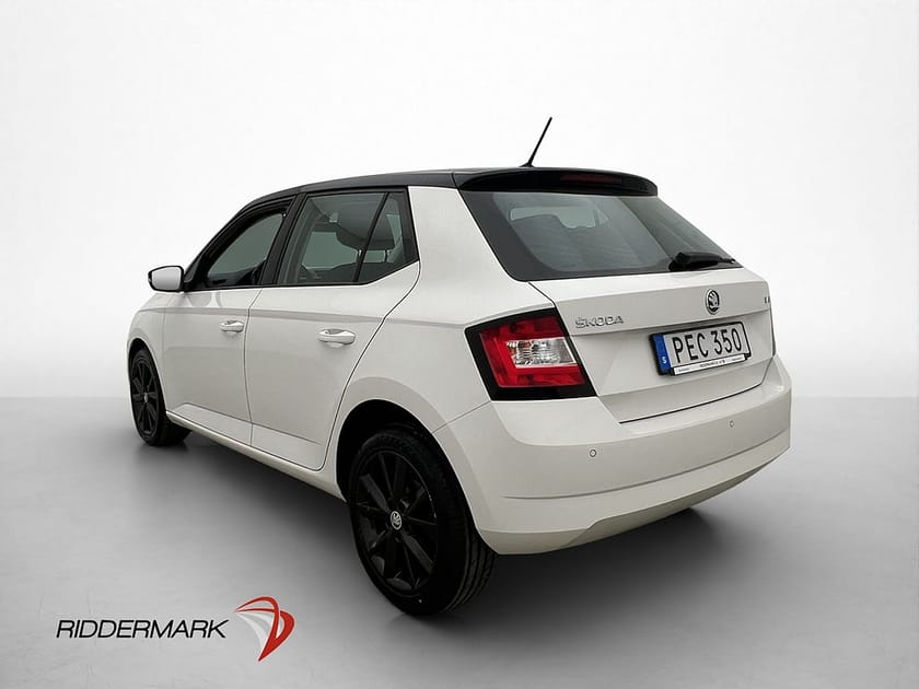 Bild 4 av Škoda Fabia Skoda 1.2 TSI 90hk Style M&K Värmare Sensorer CarPlay