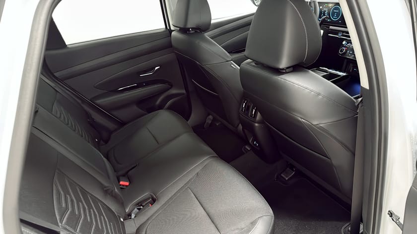 Bild 5 av Hyundai Tucson PHEV 4WD Essential - Plug-in Hybrid - Panorama - AWD (Fyrhjulsdrift)