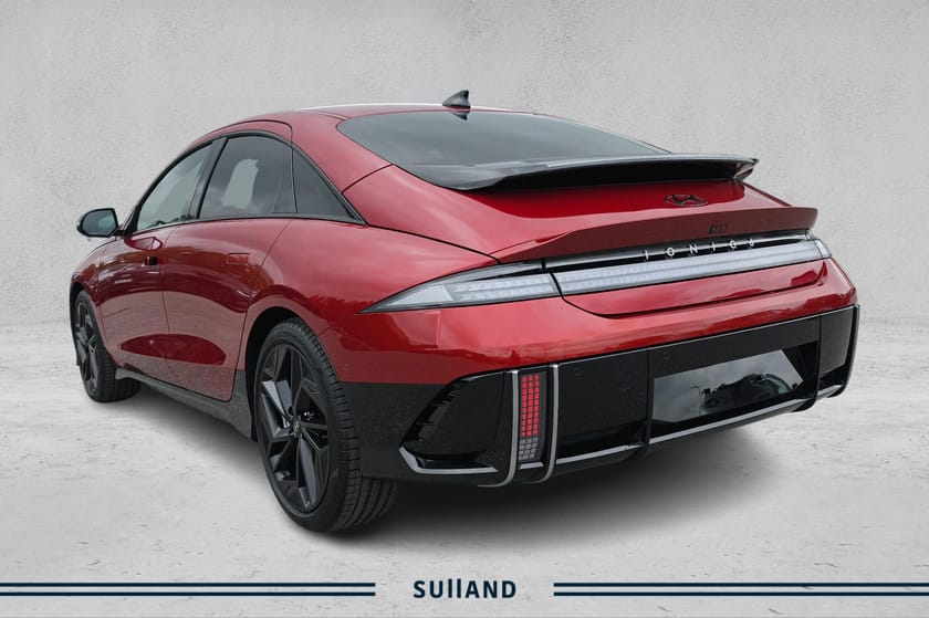 Bilde 3 av Hyundai Ioniq 6 77.4 kWh AWD Long Range AWD Black Edition - BOSE, 360Kam, Keyless