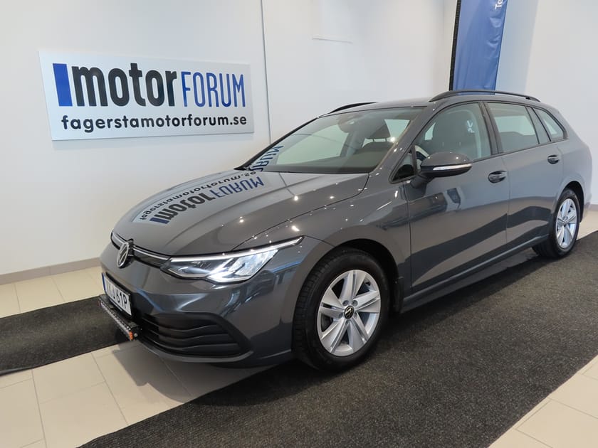 Bild 1 av Volkswagen Golf Sportscombi TSI 150 HK Drag Värmare Vhjul