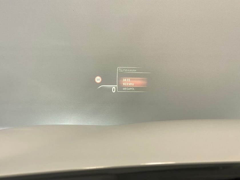 Bild 5 av BMW 520d xDrive Touring 520 Driving Assistant Head-up-display HiFi-högtalarsystem