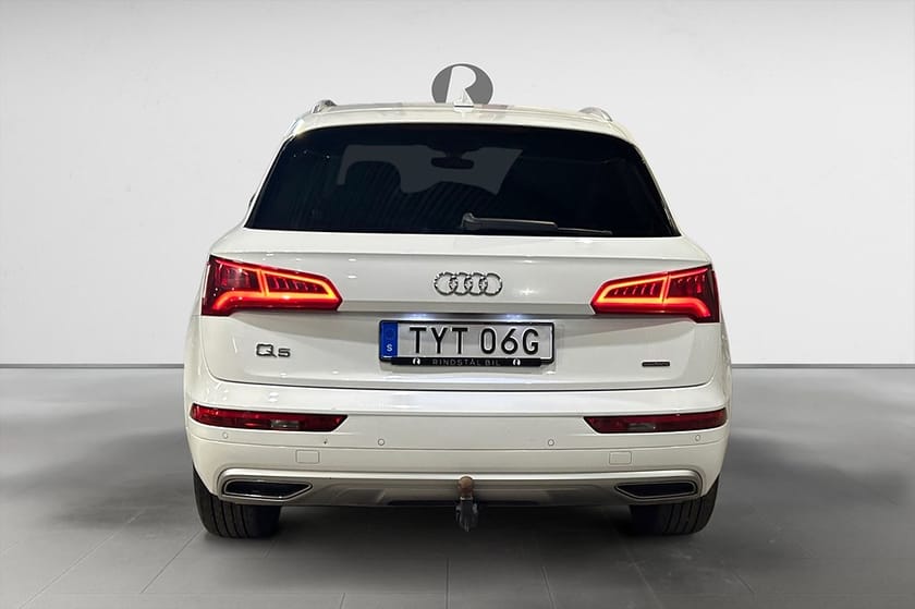 Bild 5 av Audi Q5 35 TDI quattro 2.0 S Tronic, 163 HK AUT DRAG D-VÄRM Q CARPLAY