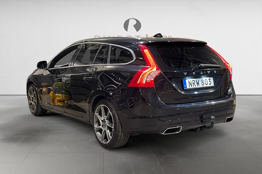 Bild 5 av Volvo V60 D4 181 HK AUT OCEAN RACE DRAG NAVI D-VÄRM KAMREM BYTT