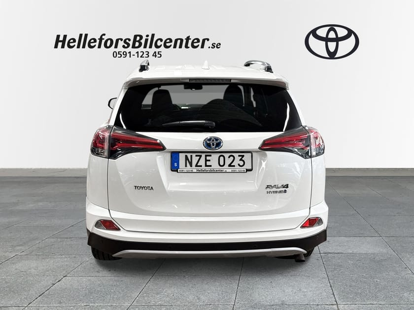 Bild 4 av Toyota RAV4 Hybrid 200hk AWD-i Executiv Webasto Skinn 360kamera
