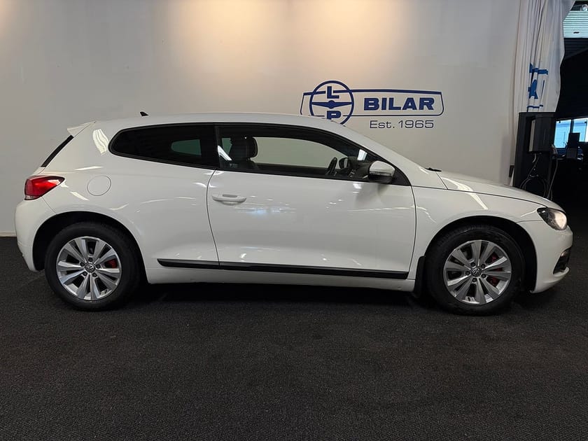 Bild 2 av Volkswagen Scirocco TSI 160hk | GPS/ Vhjul/ Fullservad/ Bytt kamkedja