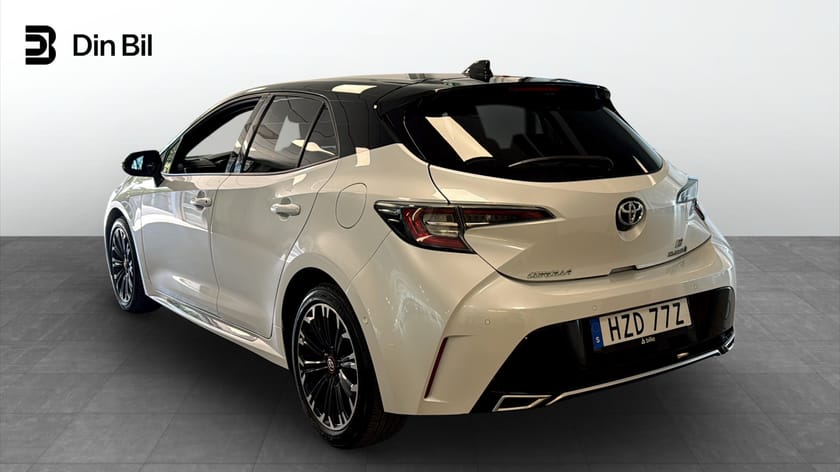 Bild 3 av Toyota Corolla Hybrid e-CVT GR Sport / Backkamera