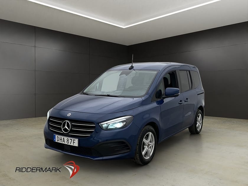 Bild 1 av Mercedes-Benz T 180 d Style Edition Kamera 5-Sits CARPLAY Moms