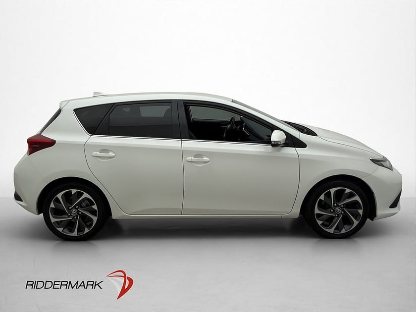 Bild 5 av Toyota Auris 1.2 116hk Active Plus B-Kamera Drag Farthållare