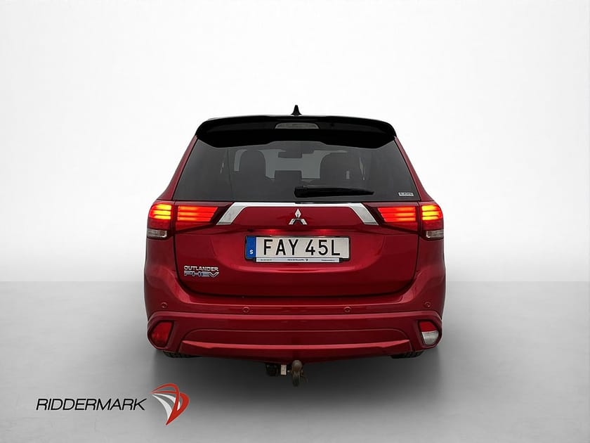 Bild 3 av Mitsubishi Outlander PHEV AWD S-Edition 360° Skinn T-Lucka