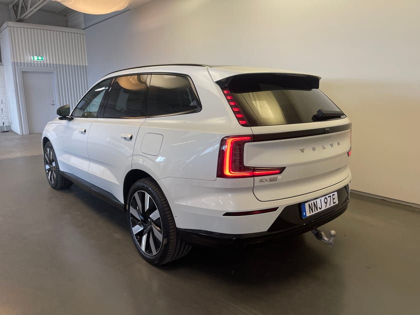 Bild 2 av Volvo EX90 Twin Motor Performance Ultra 7sätes / Bowers&Wilkins / 360 Kamera / Panoramatak /