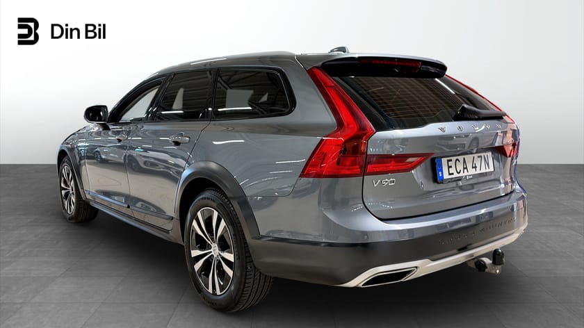 Bild 3 av Volvo V90 Cross Country D4 AWD Advanced SE III Drag VOC B-Kamera